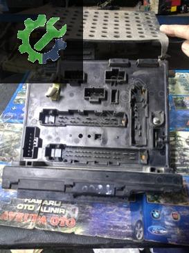 Ford Escort Sigorta Kutusu 97AG14A073DB çıkma parça