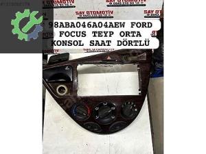 98ABA046A04AEW FORD FOCUS TEYP ORTA KONSOL SAAT DÖRTLÜ