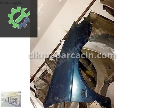 Renault Megane Sağ Ön Çamurluk çıkma parça