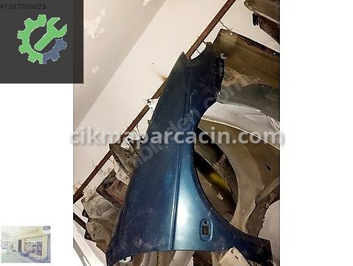 Renault Megane Sağ Ön Çamurluk çıkma parça