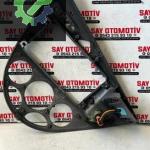 98AB-A046A04-AEW FORD FOCUS TEYP KALORİFER PANELİ ÇERÇEVESİ