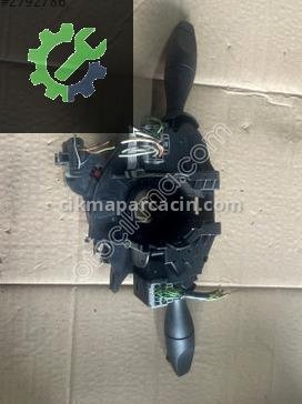 Ford Fiesta Sinyal Kolu 17A553 çıkma parça