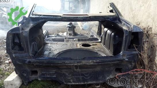 Volkswagen Passat Tavan çıkma parça