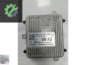 992941571AC Volkswagen T-Cross Far Beyni (2019/2024) (3. Adet)