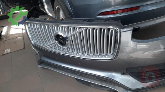 Volvo XC90 Ön Tampon çıkma parça