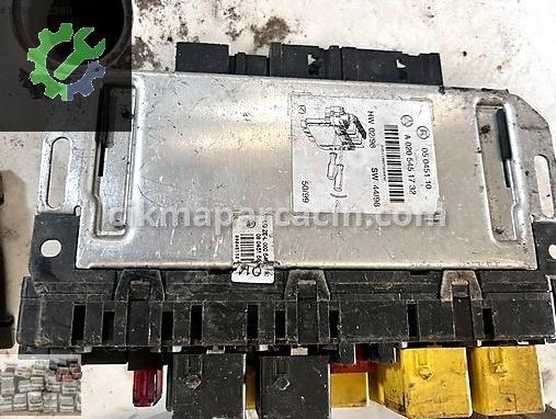 Mercedes-Benz SL Sam Beyni A0205451732 çıkma parça