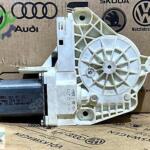 Audi A1 2011-2018 Çıkma Cam 8K0959802C