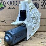 Audi A1 2011-2018 Çıkma Cam 8K0959802C