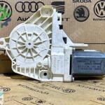 Audi A1 2011-2018 Çıkma Cam 8K0959801C