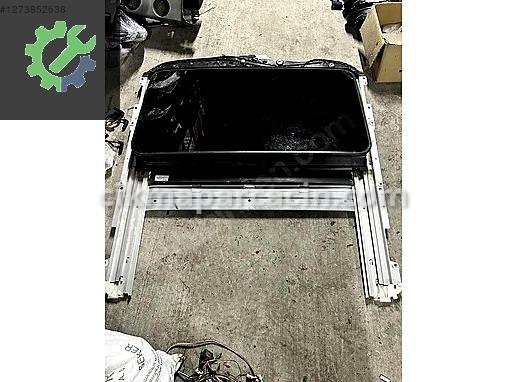 Mercedes-Benz CLA Komple Sunroof A2047800029 çıkma parça