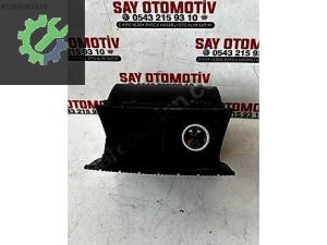 A2048100130 MERCEDES W204 W207 ORTA KONSOL KÜL TAPLASİ