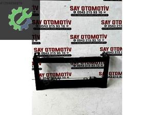 A2076803839 MERCEDES W207 KALORİFER KUMANDA PANEL ÇERÇEVESİ