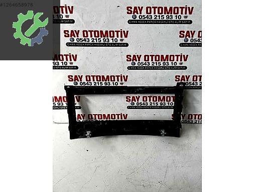 A2076803839 MERCEDES W207 KALORİFER KUMANDA PANEL ÇERÇEVESİ