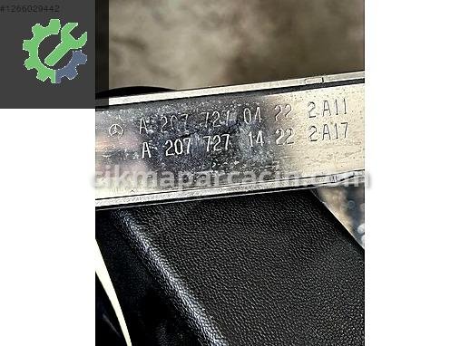 Mercedes-Benz CLA Kapı Döşemesi A2077270422 çıkma parça