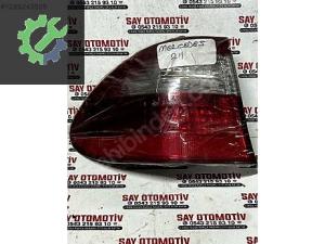 A2118201564 379107L MERCEDES W211 STATİON WAGON SOL STOP LAMBASI