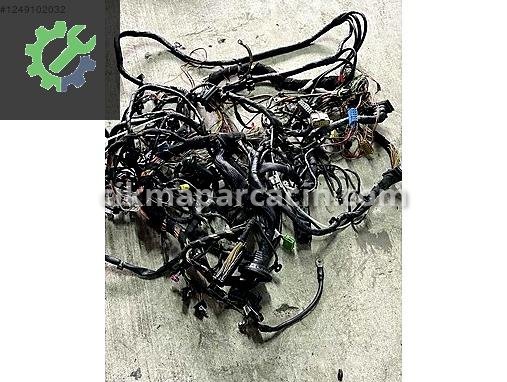 Mercedes-Benz GLS Elektrik Tesisatı A2125404813 çıkma parça