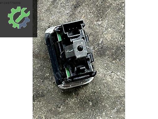 A2129056300 MERCEDES W212 W218 BAGAJ AÇMA DÜĞMESİ