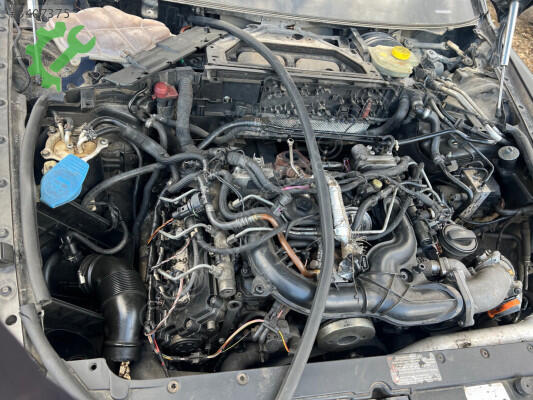 Volkswagen Phaeton Far çıkma parça