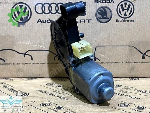 Audi A3 Cam 5Q0959801B çıkma parça