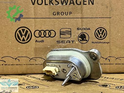 Audi A3 LED Beyni 8V0998473 çıkma parça