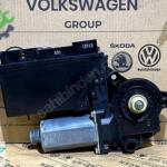 Audi A4 2001-2008 Çıkma Cam 8E0959801D