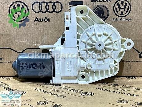 Audi A4 Cam çıkma parça