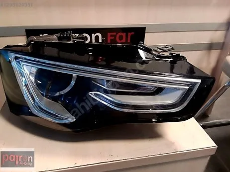 Audi A5 Sağ Ön Far çıkma parça
