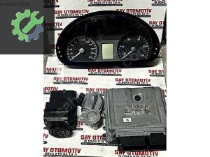 A6461506972 A6395452108 A6394465921 VİTO MOTOR BEYNİ EZS KM SAAT