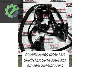 A9068204469 CRAFTER SPRİNTER ORTA KAPI ALT BİLYASİ ZİNCİRLİ ORJ