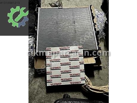 Mercedes-Benz Sprinter Radyatör çıkma parça