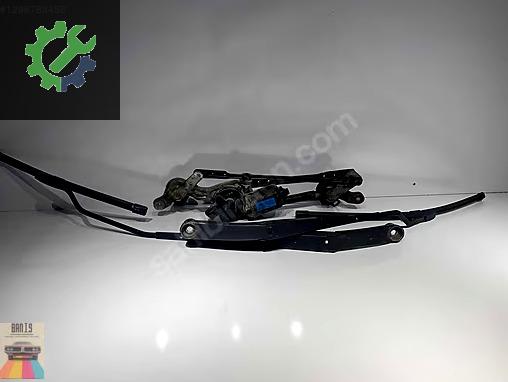 Hyundai Accent Blue Silecek Kolu çıkma parça