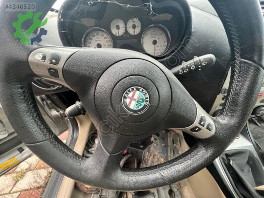 Alfa Romeo GT Torpido çıkma parça