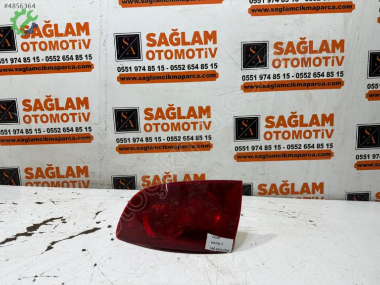 Mazda 3 Sağ Arka Stop çıkma parça