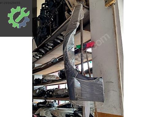 ASTON MARTİN SAĞ ÖN ÇAMURLUK