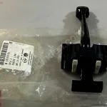 ASTRA H 2004 2010 ÖN KAPI GERGİSİ 13107175 GM 13107175