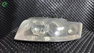 Audi A4 Sol Far (7. Adet)