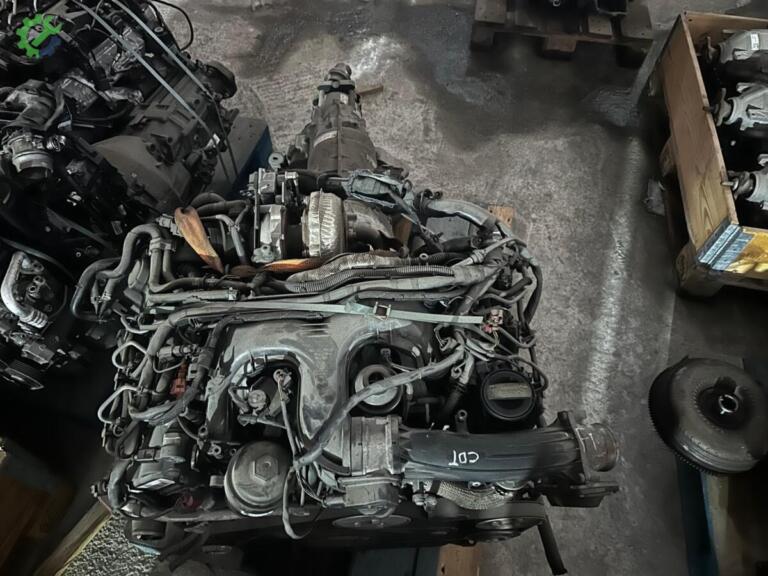 Audi A6 Sandık Motor çıkma parça