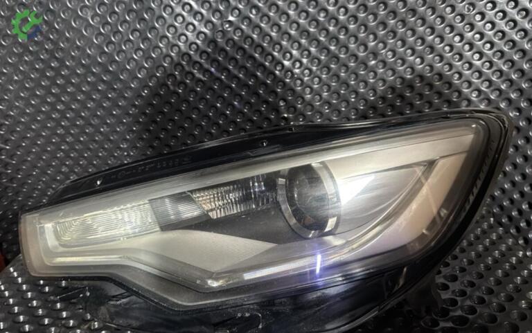 Audi A6 Far çıkma parça