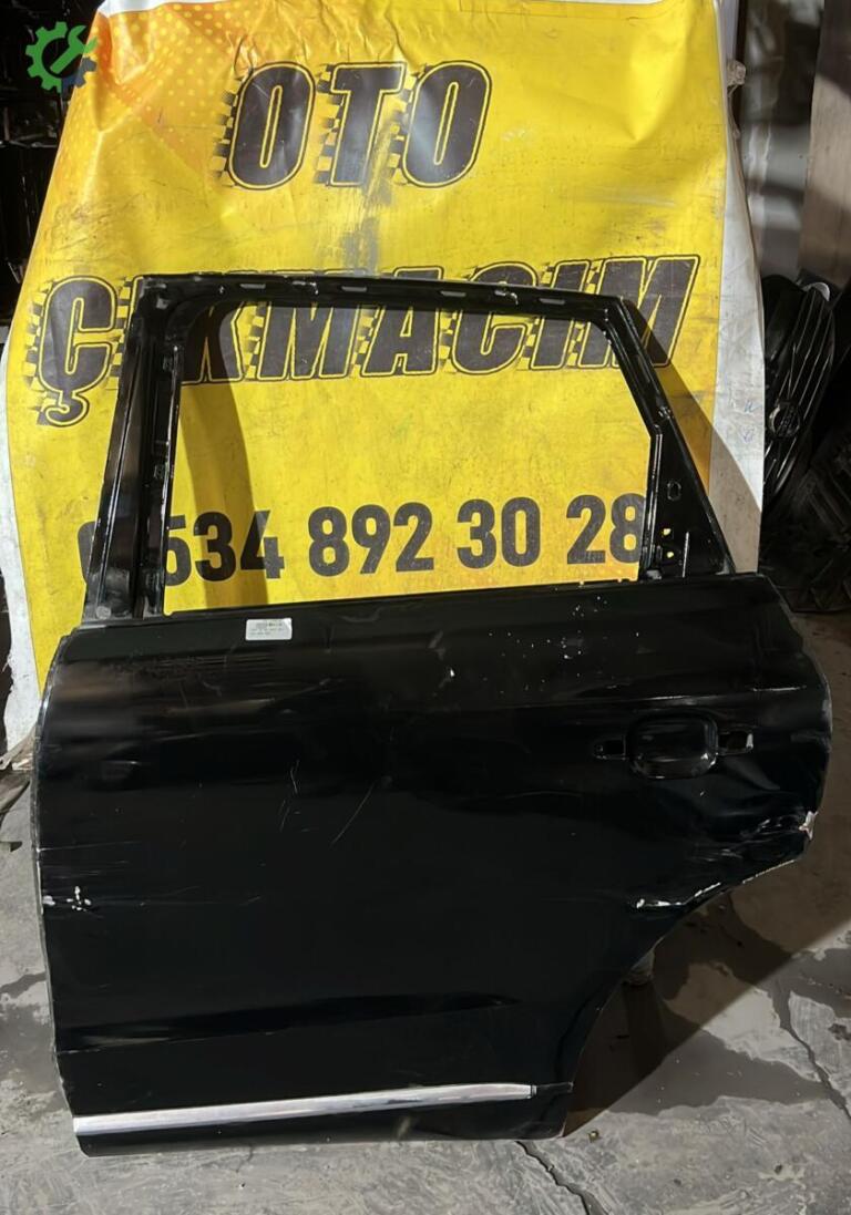 Audi Q5 Sol Arka Kapı çıkma parça