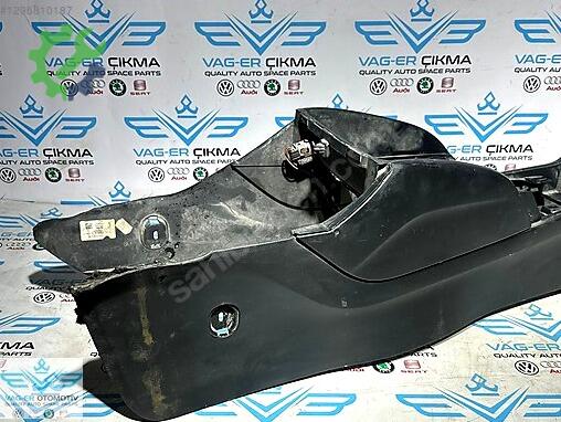 Audi A3 Orta Konsol 8V1863241 çıkma parça