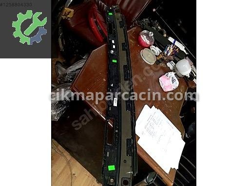 Audi A3 Ön Cam 8V7853829 çıkma parça