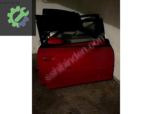 AUDİ A3 COUPE HACTHBACK SAG DOLU KAPI CAM KİLİT CAM MOTORU