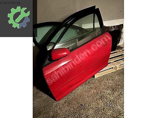 AUDİ A3 COUPE HACTHBACK SAG DOLU KAPI CAM KİLİT CAM MOTORU