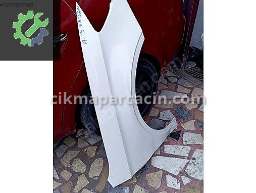 Audi A3 Sağ Ön Çamurluk çıkma parça