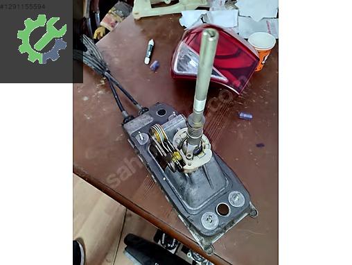 AUDİ A3 VİTES MEKANİZMASI 1K0711061B