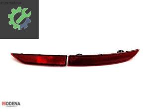 AUDİ A4 2020- ARKA REFLEKTÖR SAĞ SET S-LİNE SIFIR 8W0945104+106