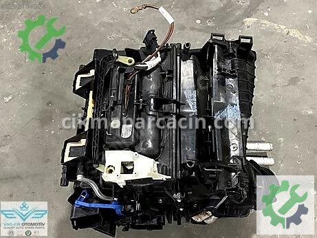 Audi A5 Kalorifer çıkma parça