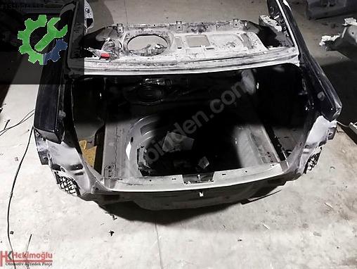 Audi A4 Marşpiyel Sacı çıkma parça