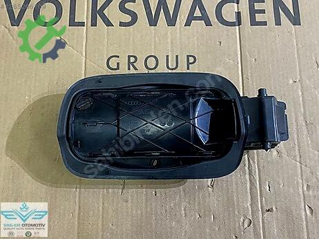 Audi A5 Depo Kapağı çıkma parça