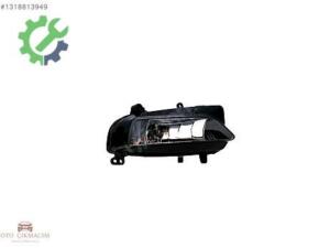 AUDİ A5 SAĞ SİS FARI 8T0941700G